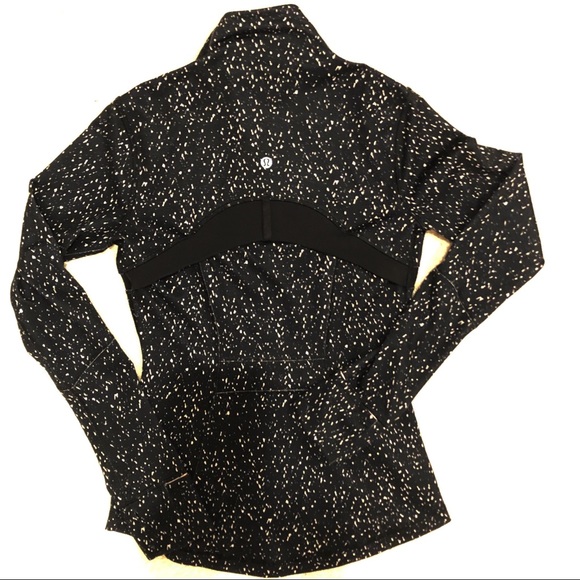 Lululemon Define Jacket - Picture 5 of 6